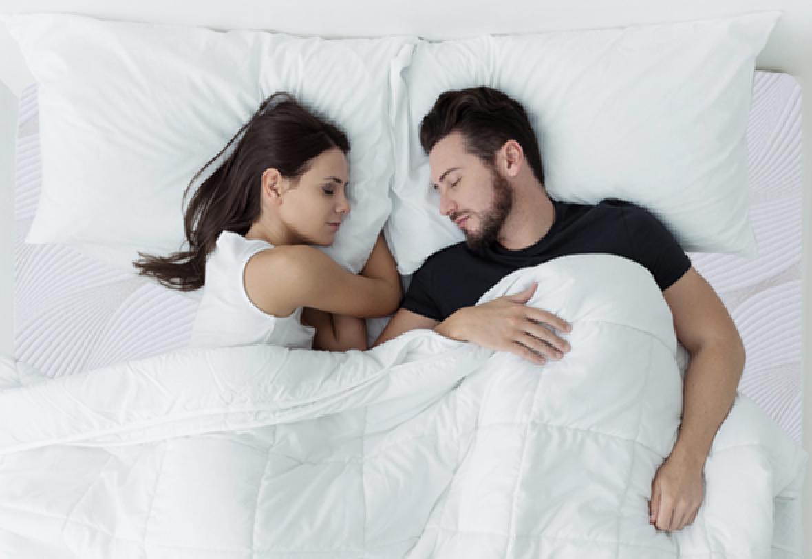 老是失眠多梦如何选床垫？眯狸床垫助您入眠！